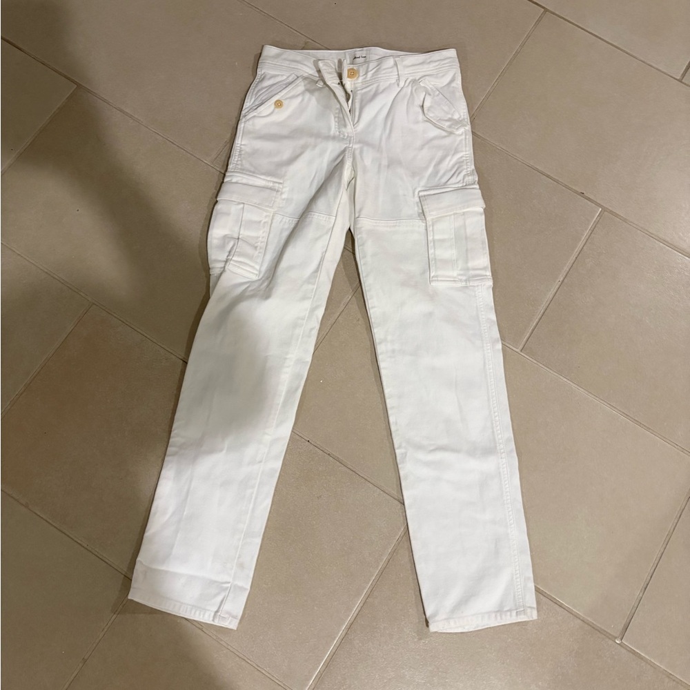NWOT Aritzia Wilfred Free Modern Cargo Pants White Ivory Size 2 quiet luxury